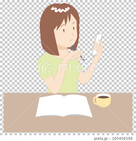 看筆記本和智能手機的女人 看筆記本和智能手機的女人 105450108