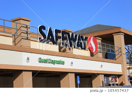 アメリカ　スーパーマーケット　お土産やアメリカ限定ビール選びに　SAFEWAY COSTCO 105457437