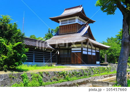 【富山県】快晴の勝興寺の鼓堂 【富山県】快晴の勝興寺の鼓堂 105457660