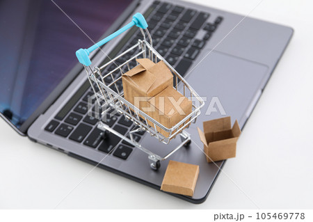 Shopping and making purchase concept, sale and discount 105469778