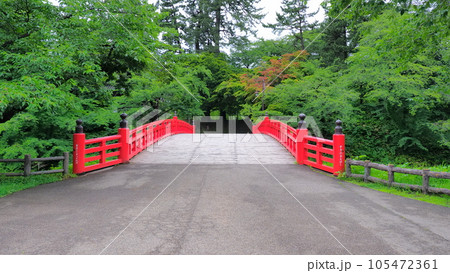 弘前城（7月曇天）すぎのおおはし4 105472361