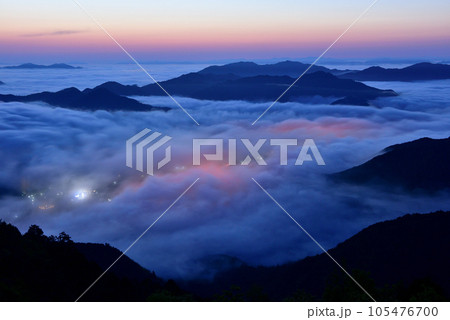 岩屋山の雲海 105476700
