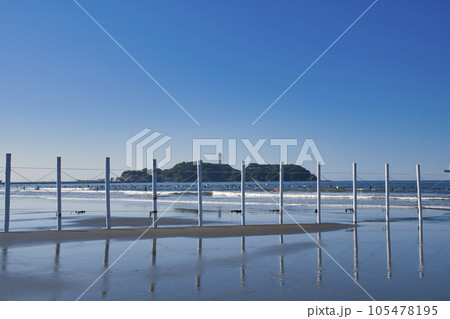 【藤沢市】夏の鵠沼海岸 【藤沢市】夏の鵠沼海岸 105478195