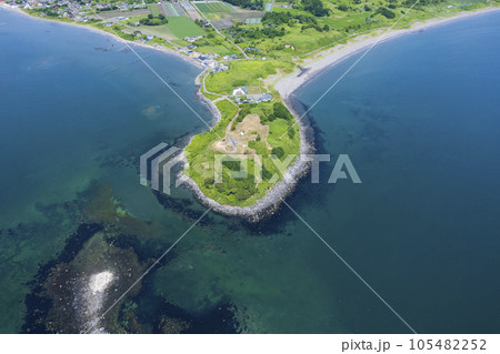 北海道 アルトリ岬を空撮 105482252