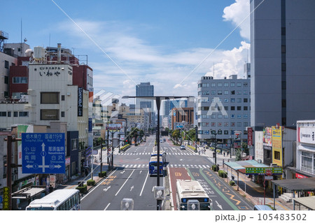 宇都宮駅西口前 駅前大通り通りと街並 栃木県宇都宮市 宇都宮駅西口前 駅前大通り通りと街並 栃木県宇都宮市 105483502