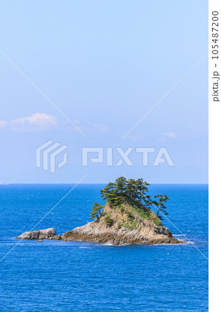 歌碑公園展望台から見た松島　愛知県南知多町篠島 105487200
