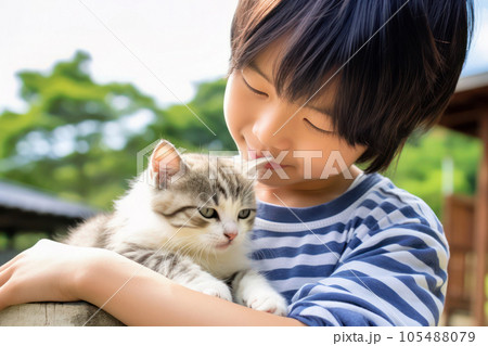 猫を可愛がる少年 猫を可愛がる少年 105488079