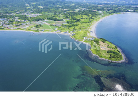 北海道 アルトリ岬を空撮 105488930