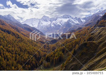 Texelgruppe nature park (Parco Naturale Gruppo di Tessa) near Timmelsjoch - high Alpine road, South Tyrol, Italy 105489755