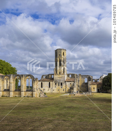 Grande-Sauve Abbey, UNESCO site, Benedictine monastery near La Sauve, Aquitaine, Gironde, France 105489785