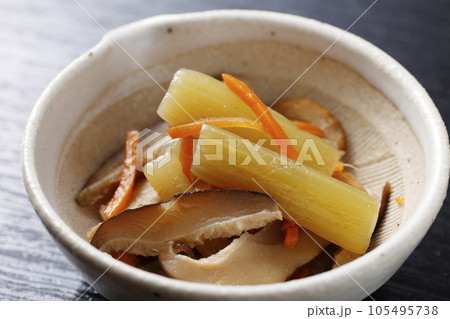 ふきの煮物 105495738