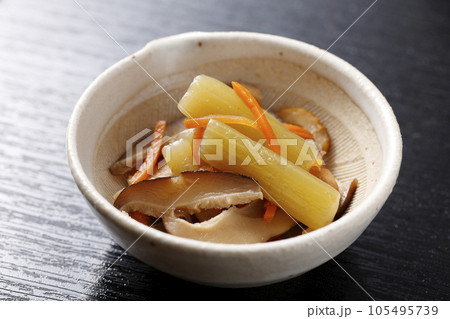 ふきの煮物 105495739