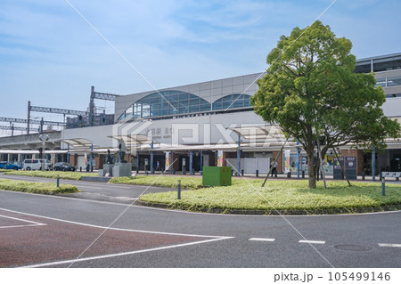 太田駅北口前 駅舎とロータリー 群馬県太田市 太田駅北口前 駅舎とロータリー 群馬県太田市 105499146