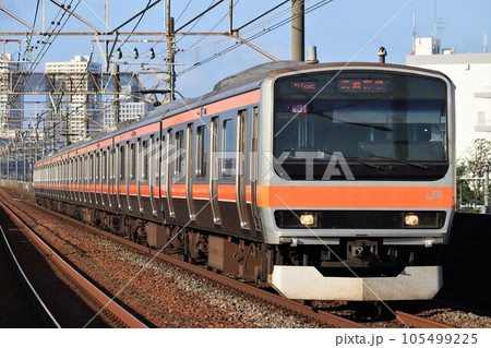 武蔵野線・e231系0番台 市川塩浜駅 武蔵野線・e231系0番台 市川塩浜駅 105499225