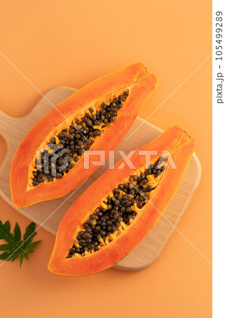 パパイヤ パパイア フルーツ 105499289