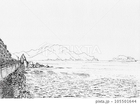 岩が突き出た日本海の風景 岩が突き出た日本海の風景 105501644