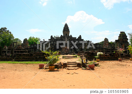 Bakong temple in Roluos 105503905