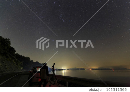 瀬戸内の秋の星景オリオン座　写真撮影 105511566