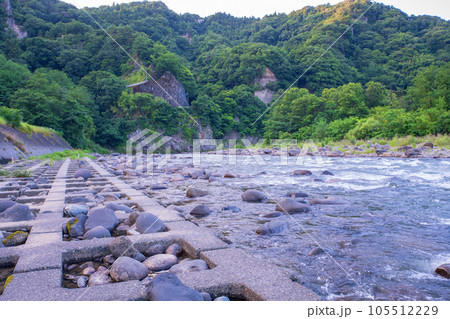 利根川　赤城町棚下付近　早朝の風景 105512229