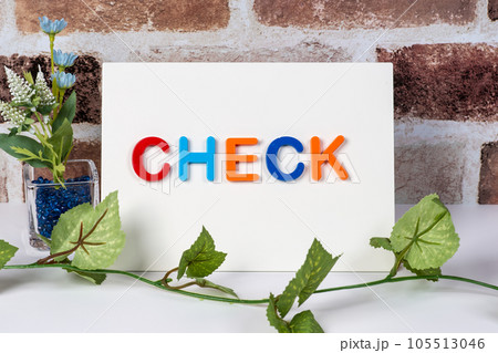 メモボードにCHECKの文字 メモボードにCHECKの文字 105513046