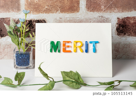 カラフルなアルファベットのメリット カラフルなアルファベットのメリット 105513145