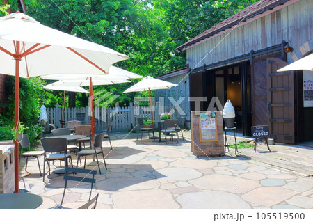 北海道紀行　6月の上野ファーム　午前のガーデン 105519500