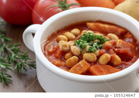 大豆とトマトの野菜スープ 105524647