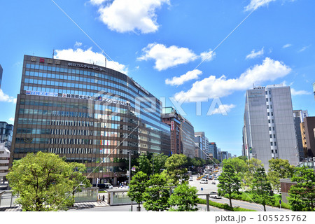 JR博多駅前　JR博多口　大博通り　博多イメージ風景　福岡イメージ風景 105525762