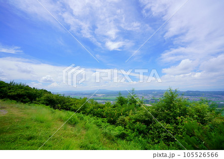 万灯呂山展望台から見た精華町方面・生駒山方面 105526566