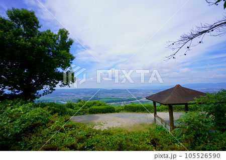 万灯呂山展望台から見た京都・枚方方面 万灯呂山展望台から見た京都・枚方方面 105526590