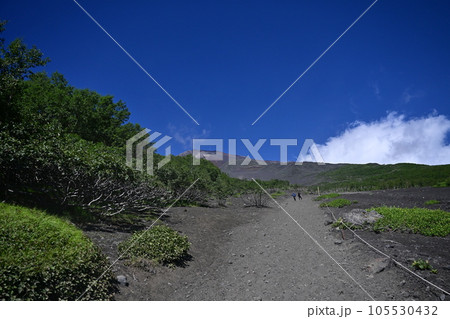快晴の富士登山 快晴の富士登山 105530432
