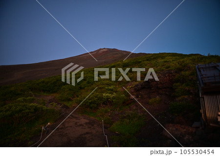 快晴の富士登山 快晴の富士登山 105530454