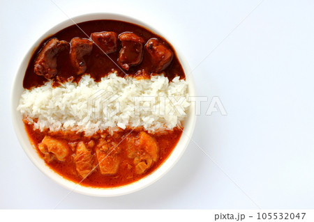 欧風ビーフカレーとバターチキンカレーのあいがけカレー 105532047