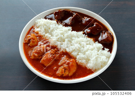 欧風ビーフカレーとバターチキンカレーのあいがけカレー 欧風ビーフカレーとバターチキンカレーのあいがけカレー 105532406