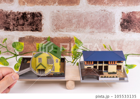 戸建て住宅を比較検討するイメージ 105533135