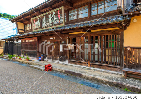 福井県　南越前町　今庄宿の町並み 105534860
