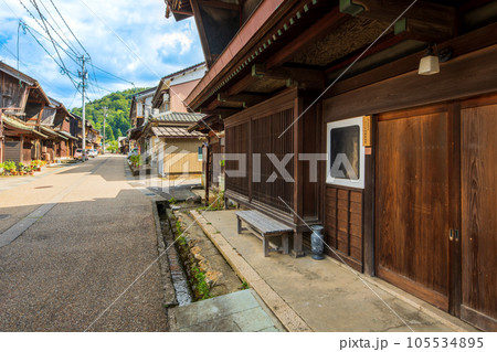 福井県　南越前町　今庄宿の町並み 105534895