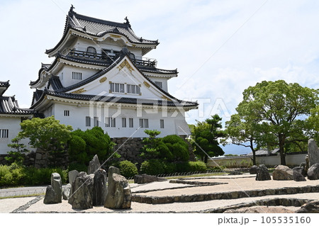 岸和田城の天守閣と八陣の庭 岸和田城の天守閣と八陣の庭 105535160