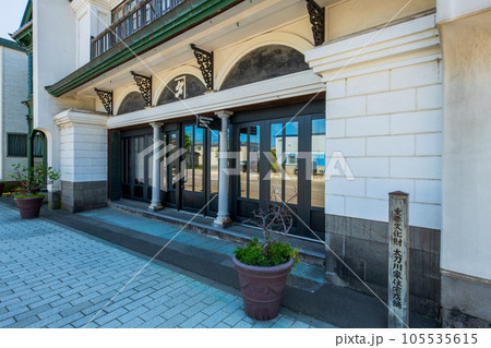 北海道　函館　元町の町並み 105535615