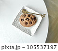 cookies with chocolate 105537197