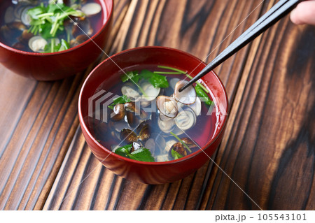 しじみ汁 105543101