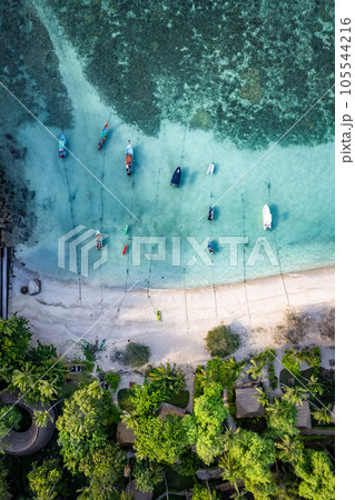 Aerial view of Haad Tien Beach in shark bay, koh Tao, Thailand Aerial view of Haad Tien Beach in shark bay, koh Tao, Thailand 105544216