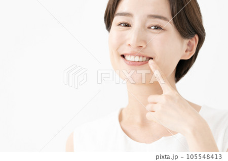 デンタル　オーラルケア　ホワイトニング 105548413