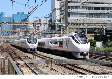 特急列車E657系ひたちのすれ違い 東京都港区芝 特急列車E657系ひたちのすれ違い 東京都港区芝 105549307