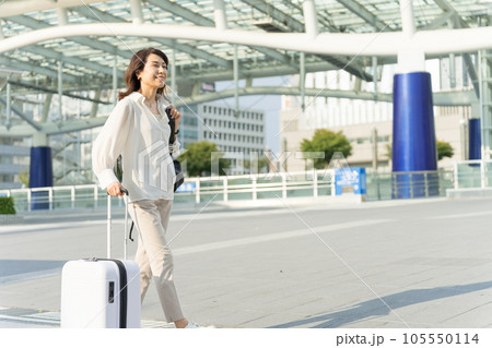 名古屋旅行・出張を楽しむアラフィフ女性 105550114