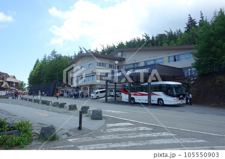 富士スバルライン五合目バス停 105550903