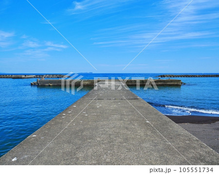 伊東市オレンジビーチの堤防 伊東市オレンジビーチの堤防 105551734