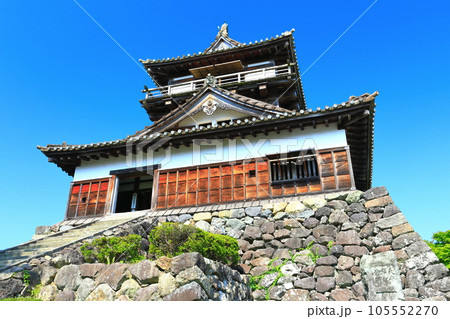 【福井県】快晴の丸岡城（現存12天守） 105552270