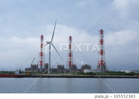 鹿嶋臨海工業地帯の発電所の景色 鹿嶋臨海工業地帯の発電所の景色 105552365