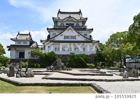 岸和田城の復興天守と八陣の庭 岸和田城の復興天守と八陣の庭 105559925